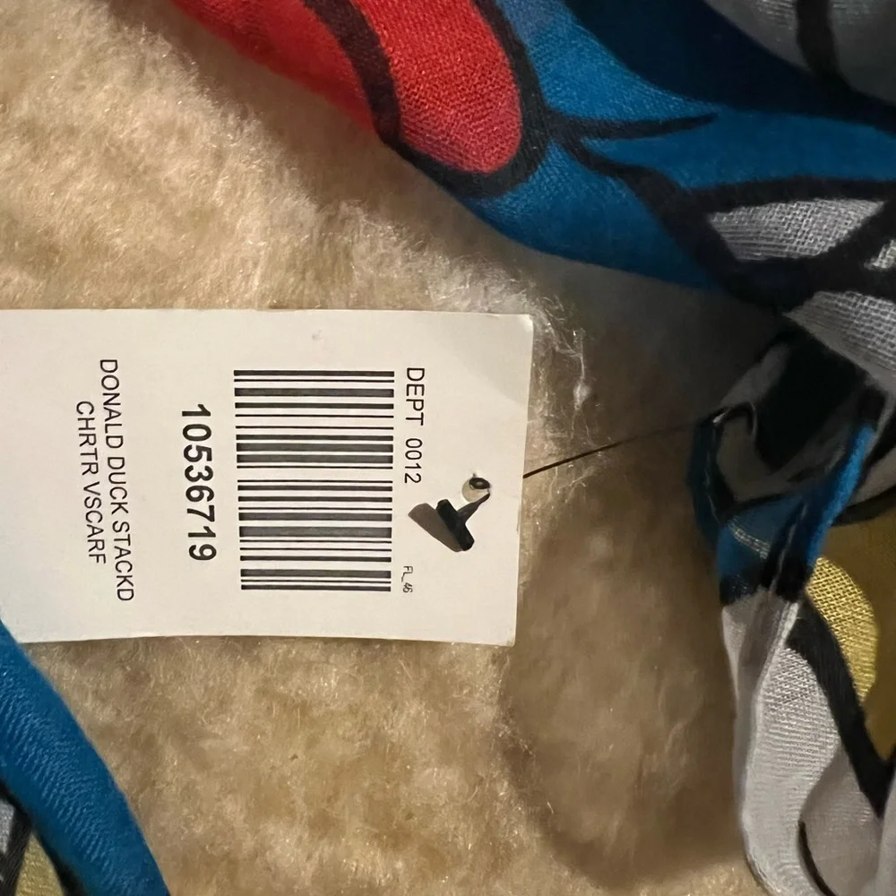 Disney Donald Duck Graphic Scarf with Blue and Red Accents - Picture 2 of 3